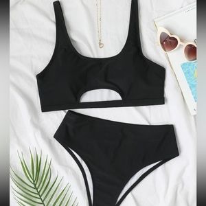 CUT OUT Black Bikini Set